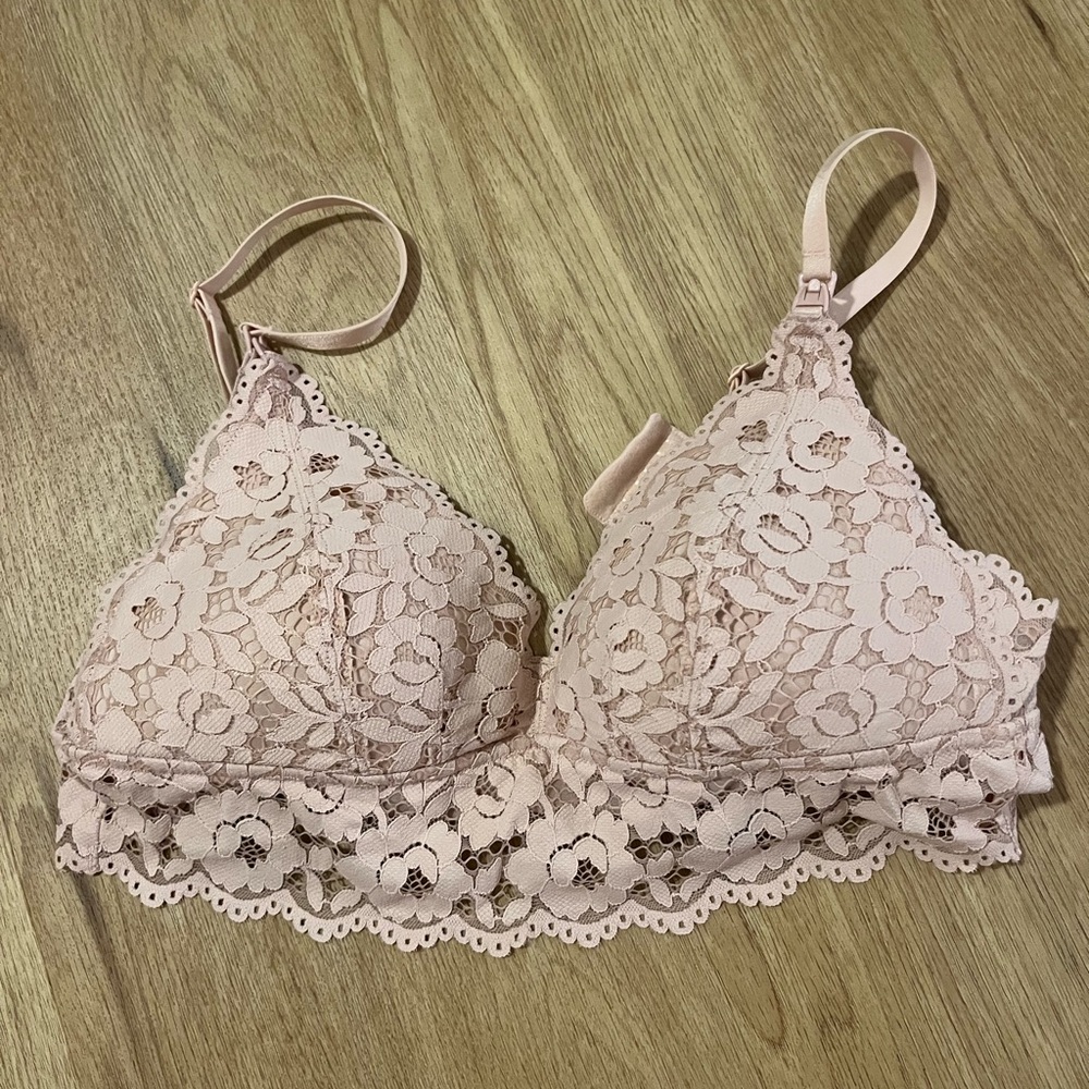 NWOT Lace Nursing Bralette in Blush Pink
